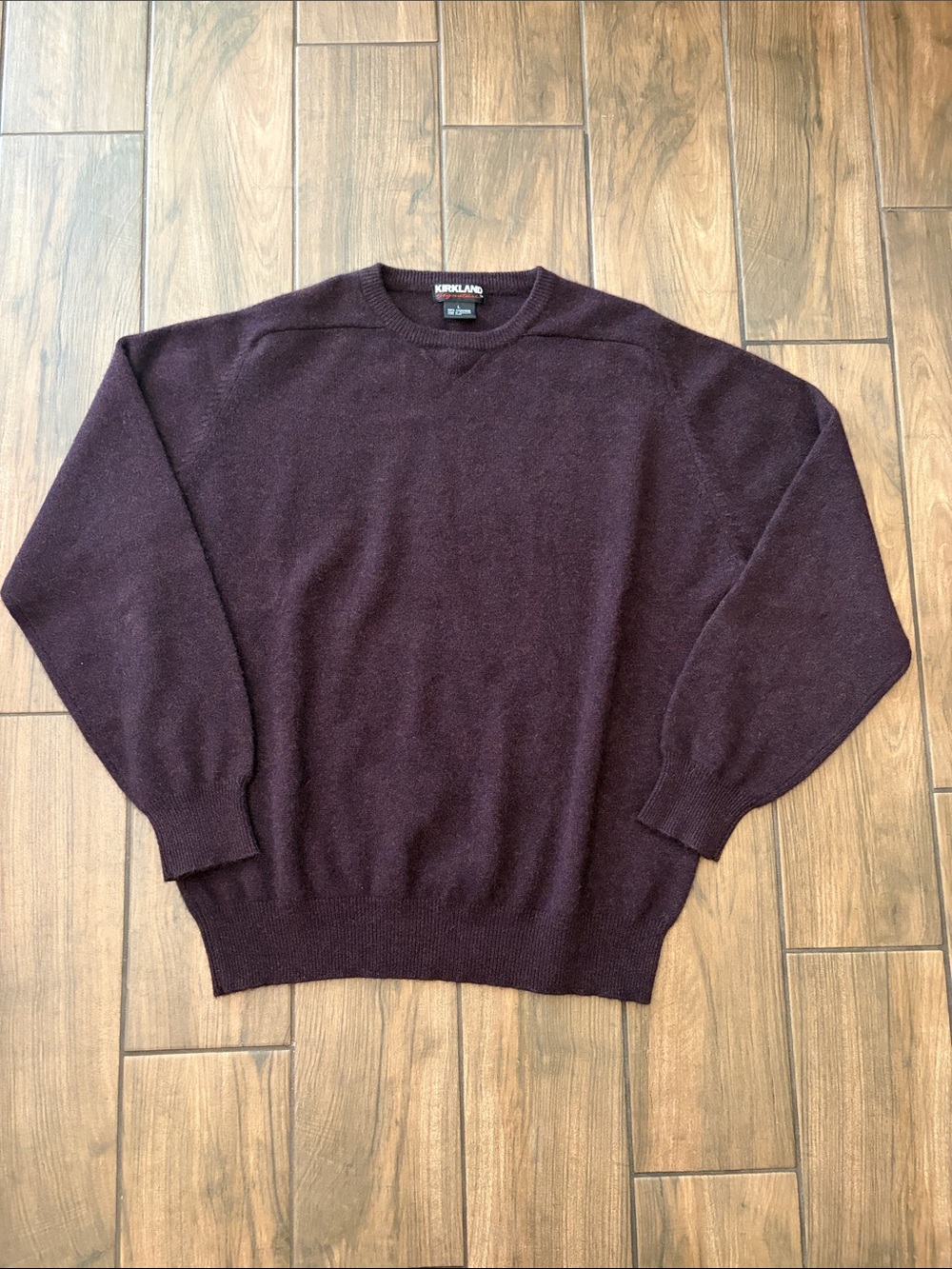 Kirkland Signature Men's 100% Cashmere Crewneck Sweater Purple Large